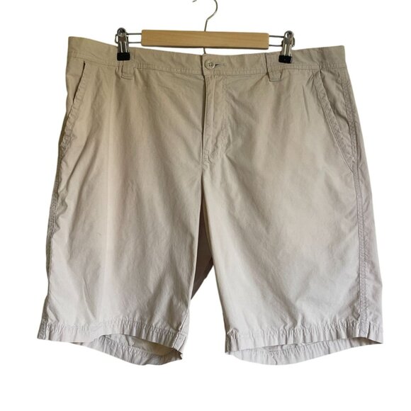 Columbia W38 L10 Cotton Shorts Men's Flat Front  Khaki Tan Chino 10" Inseam - Picture 1 of 9